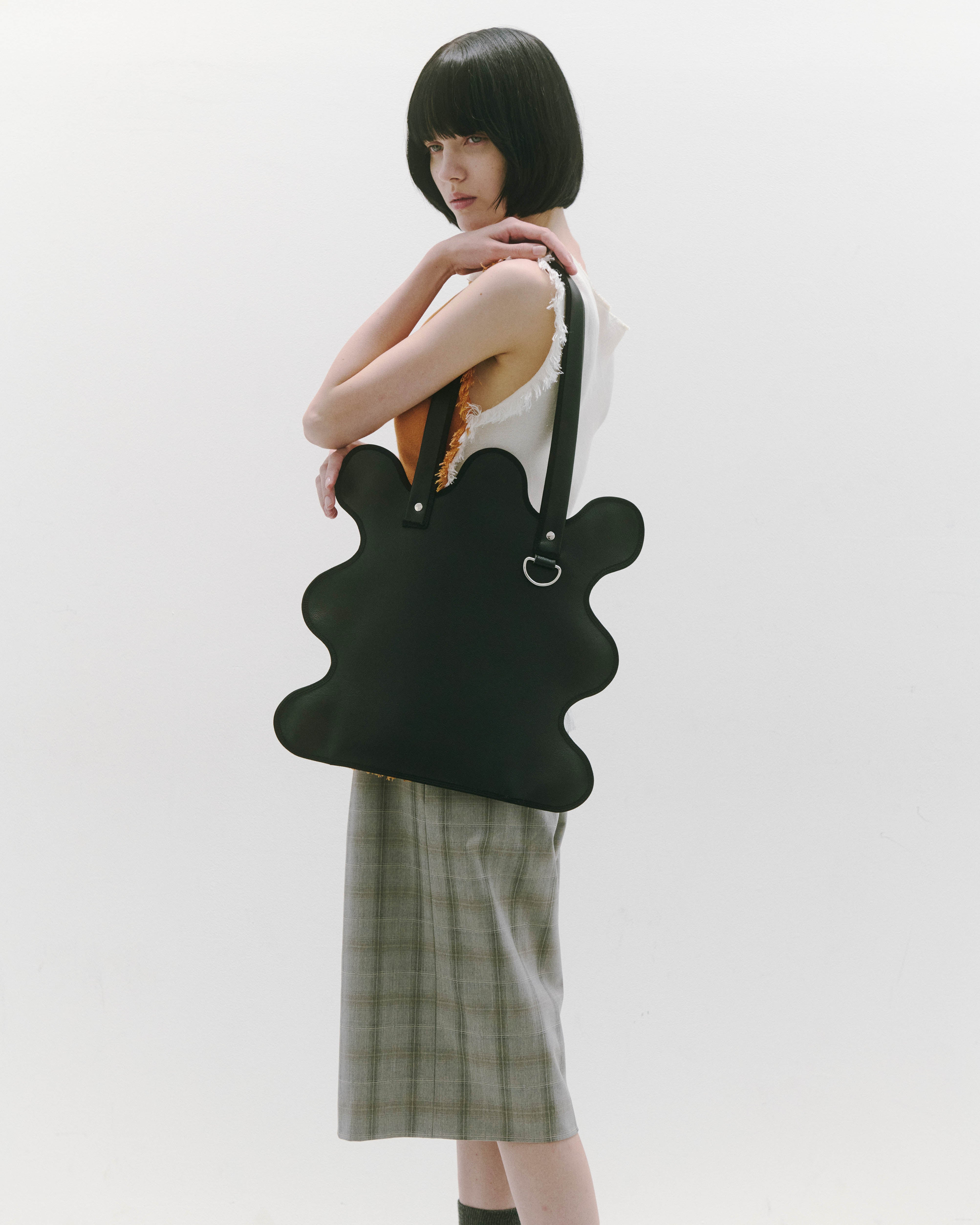 wave tote bag / black – nori enomoto