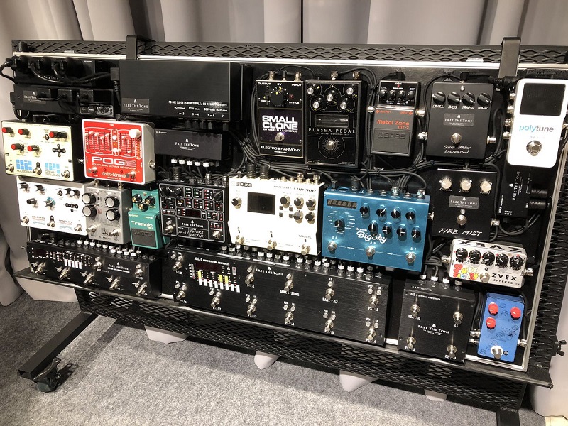 徹底紹介】綾野剛のエフェクターボード・機材を解析！ツマミ・ノブの