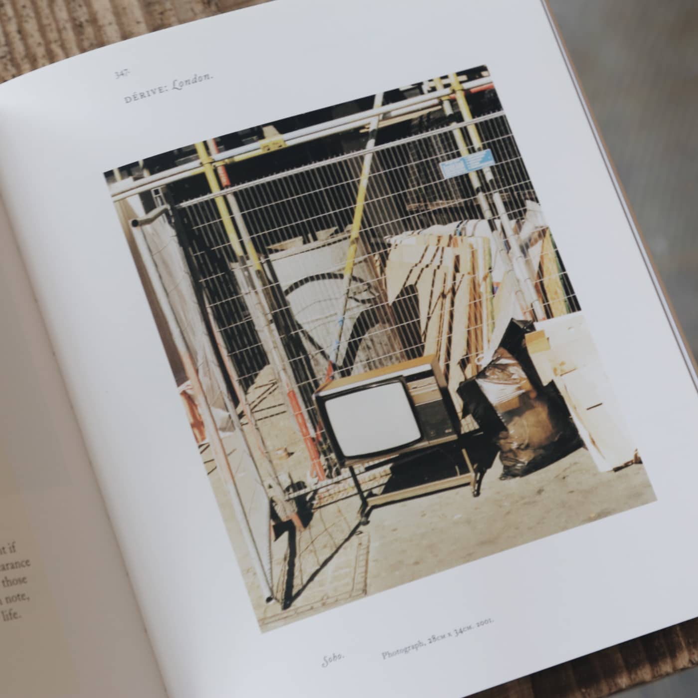 ジョン・ワーウィッカーがデザインする 驚きあふれる浮世 | nostos