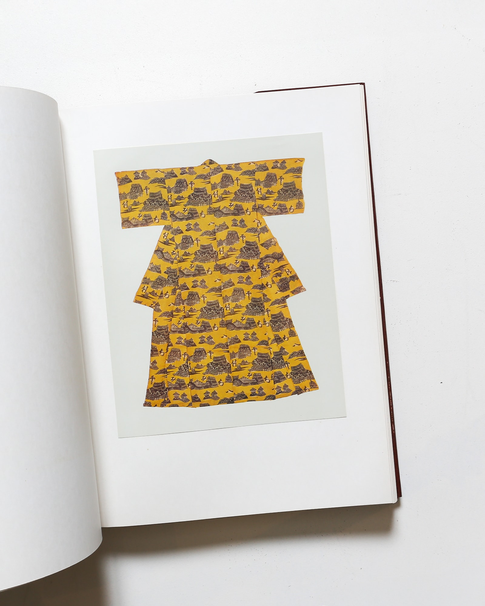 芹沢銈介作品集 4巻 求龍堂 芹沢銈介作品集 4巻 求龍堂 芹沢銈介作品