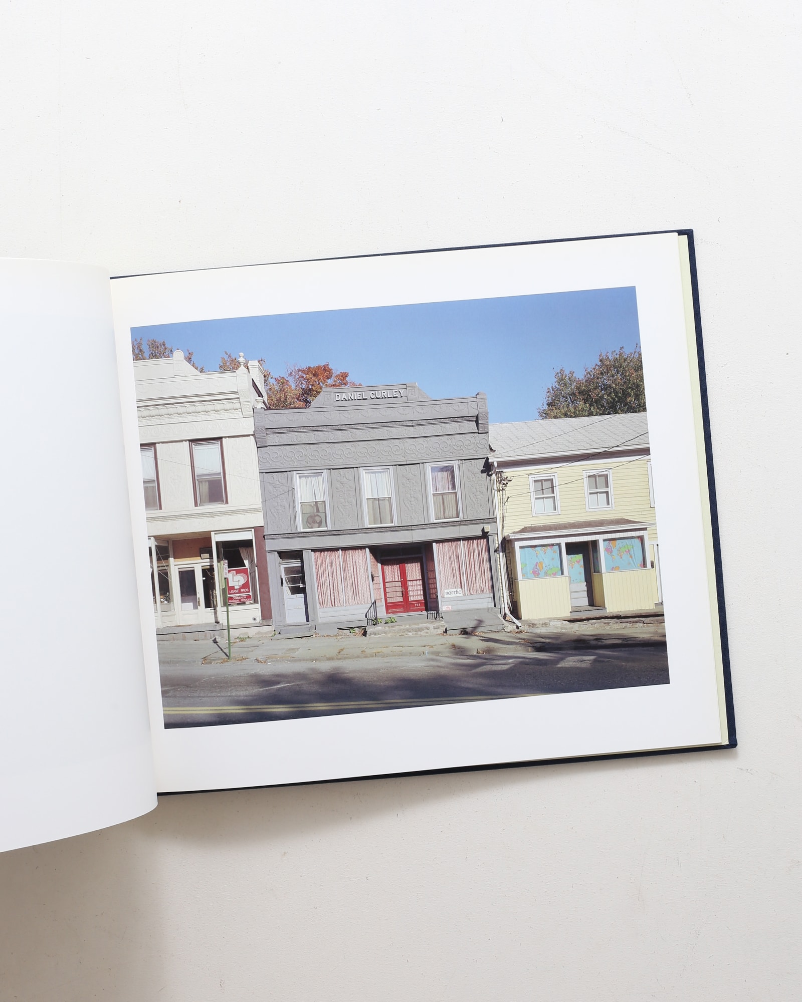 Stephen Shore: The Hudson Valley | スティーブン・ショア | nostos