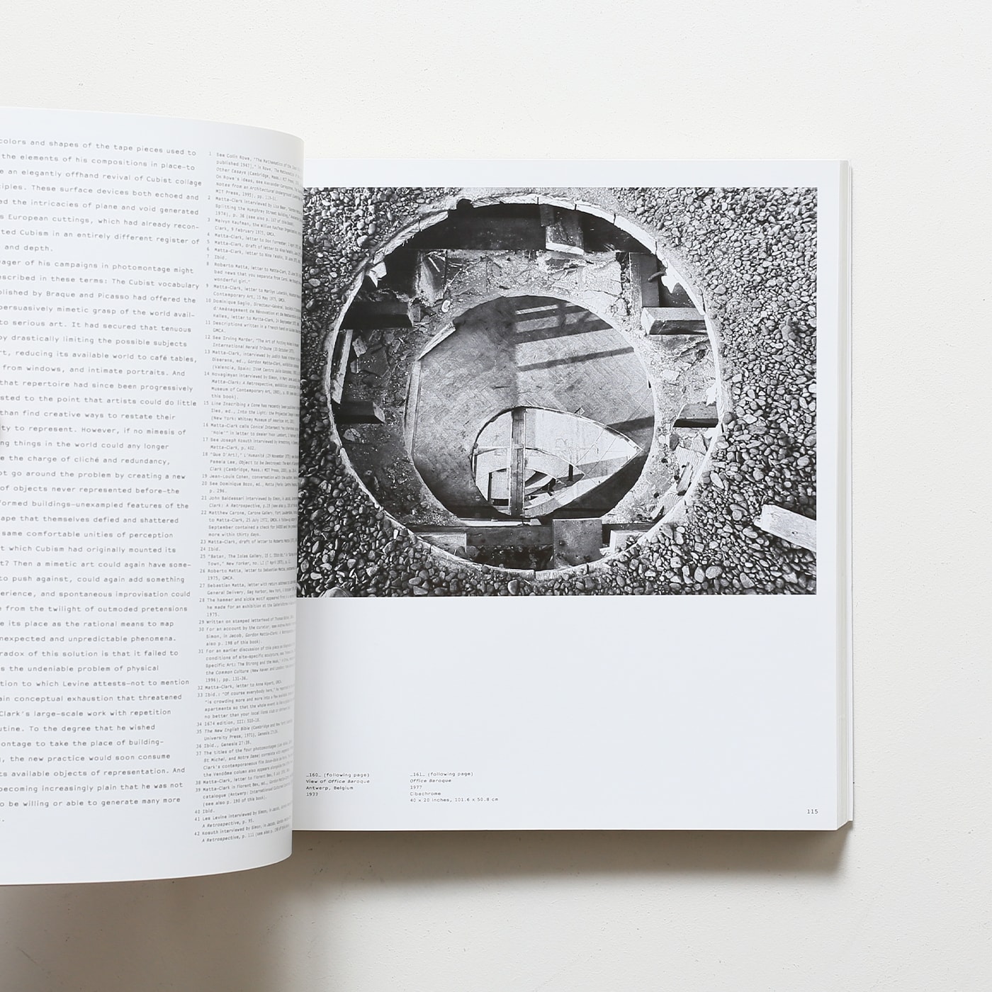 Gordon Matta-Clark | ゴードン・マッタ＝クラーク作品集 | nostos