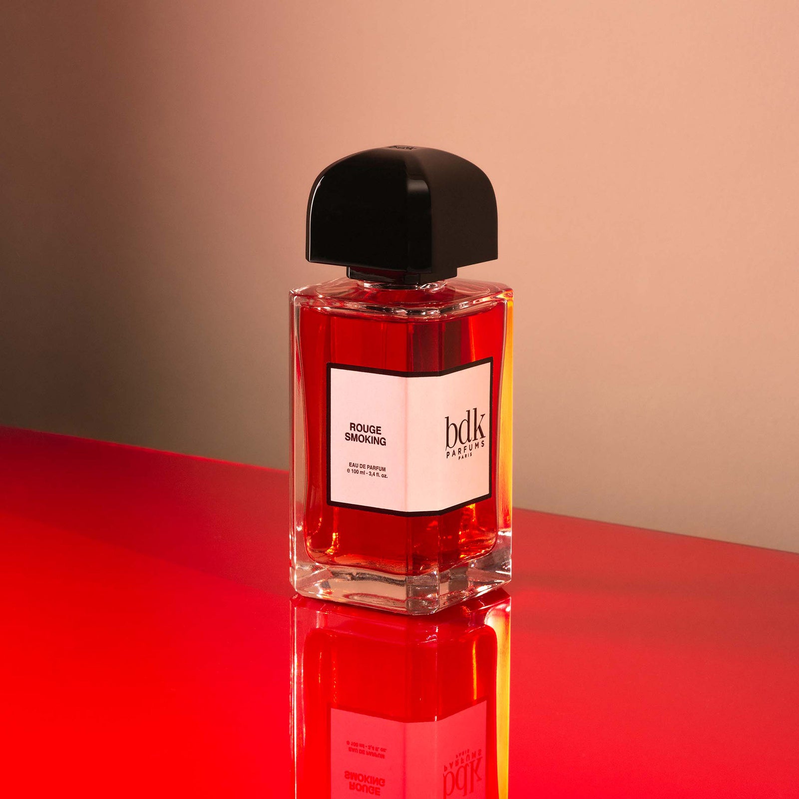 ルージュスモーキング｜赤く染まったスモーキングジャケット – NOSE SHOP