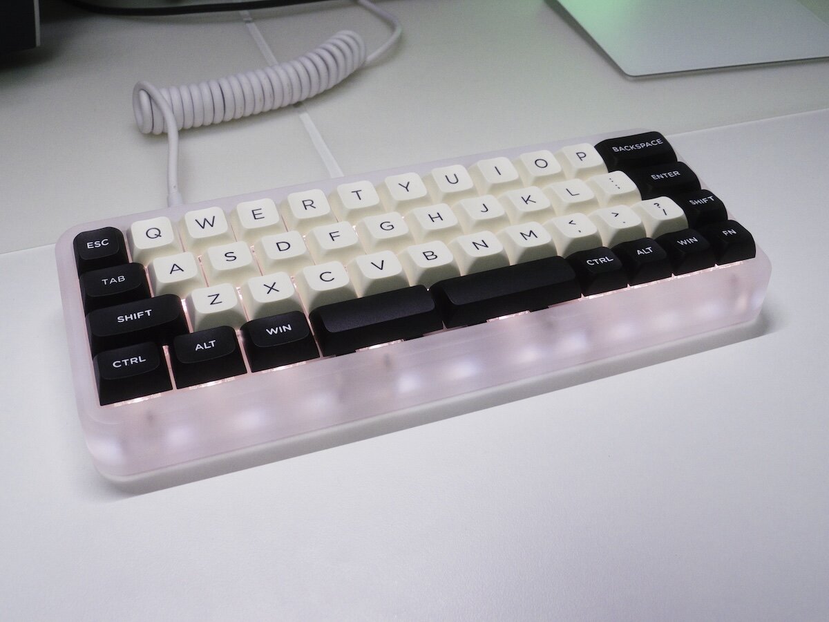 ロースタッガード40%キーボードのAKKO ACR TOP 40をレビュー – no theme.