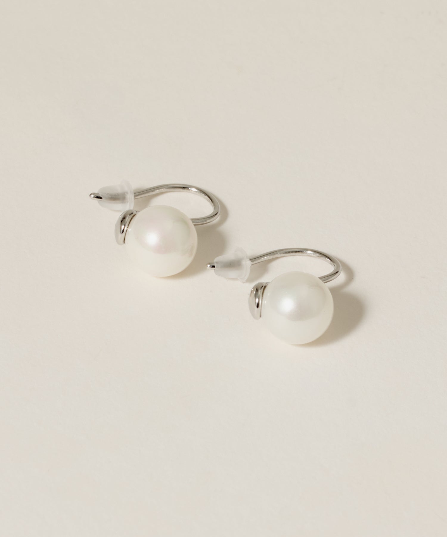 Pearl Hook Pierce［Stainless］ | 大人のための毎日使えるピアス通販