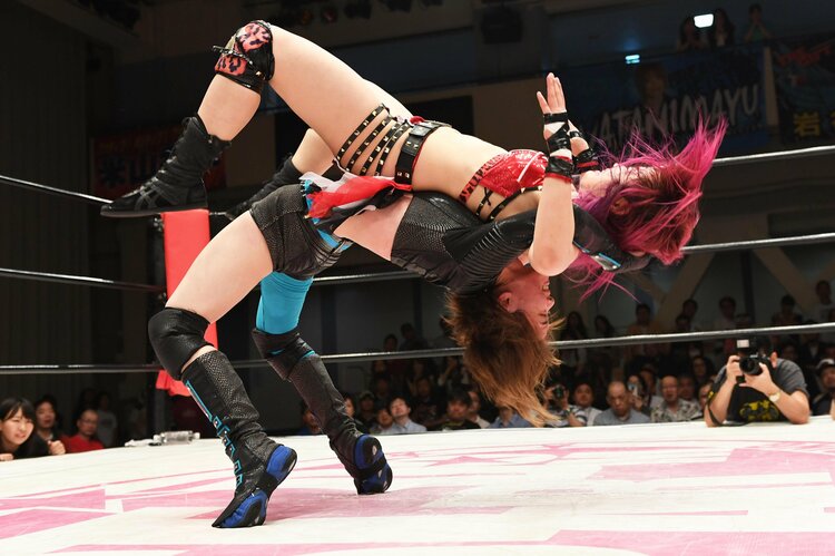 お金がないときは、ご飯食べさせてくれた」岩谷麻優が明かす“WWE