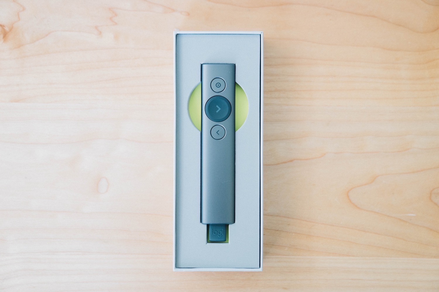 視線を釘付け！魅せるBluetoothプレゼンター「ロジクール Spotlight