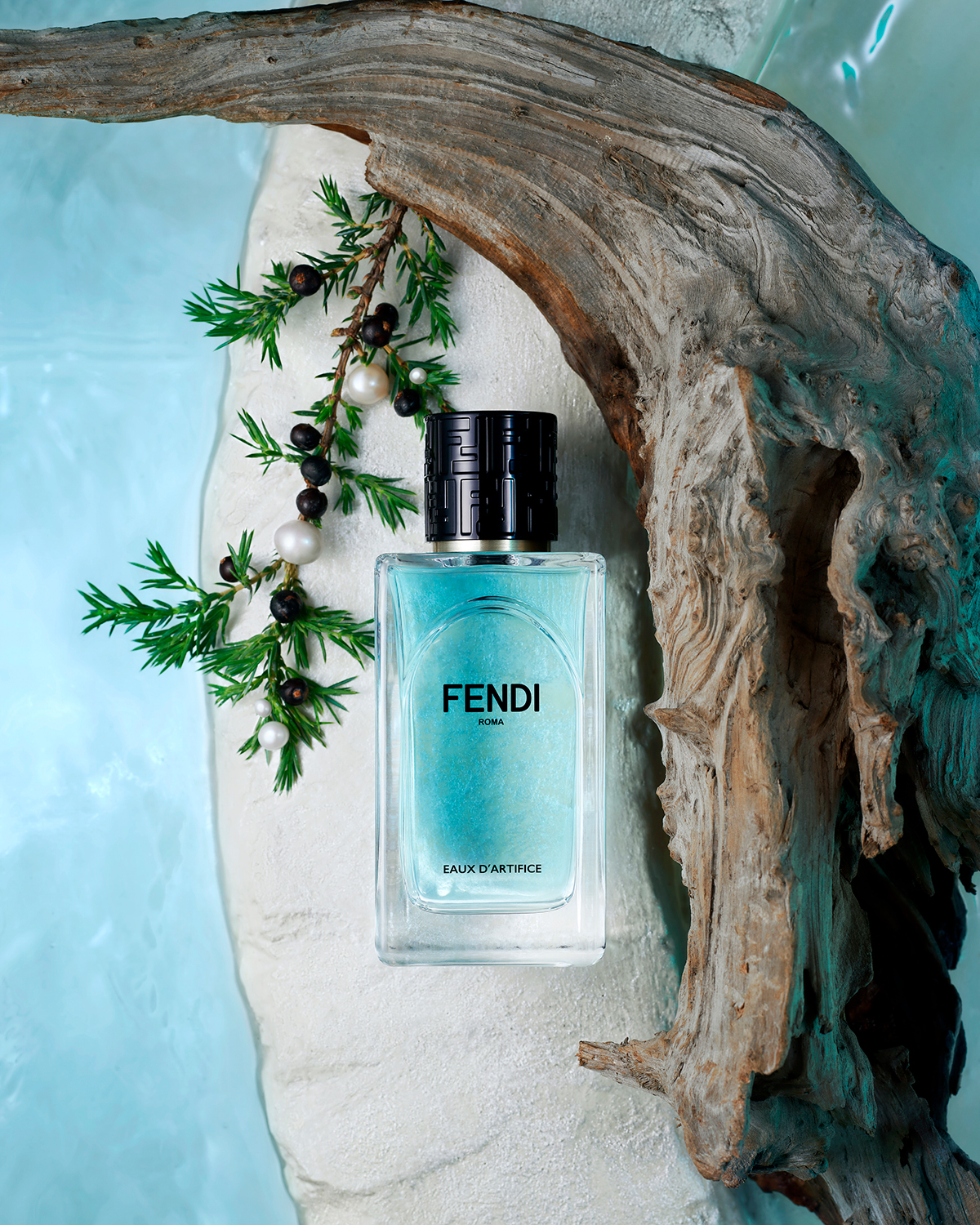 フェンディ」から永遠の都・ローマの噴水に着想を得た新作フレグランス