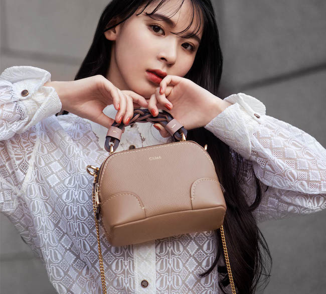 Chloé」から秋の新作バッグ“MINI DARIA”が登場！ | Numero TOKYO