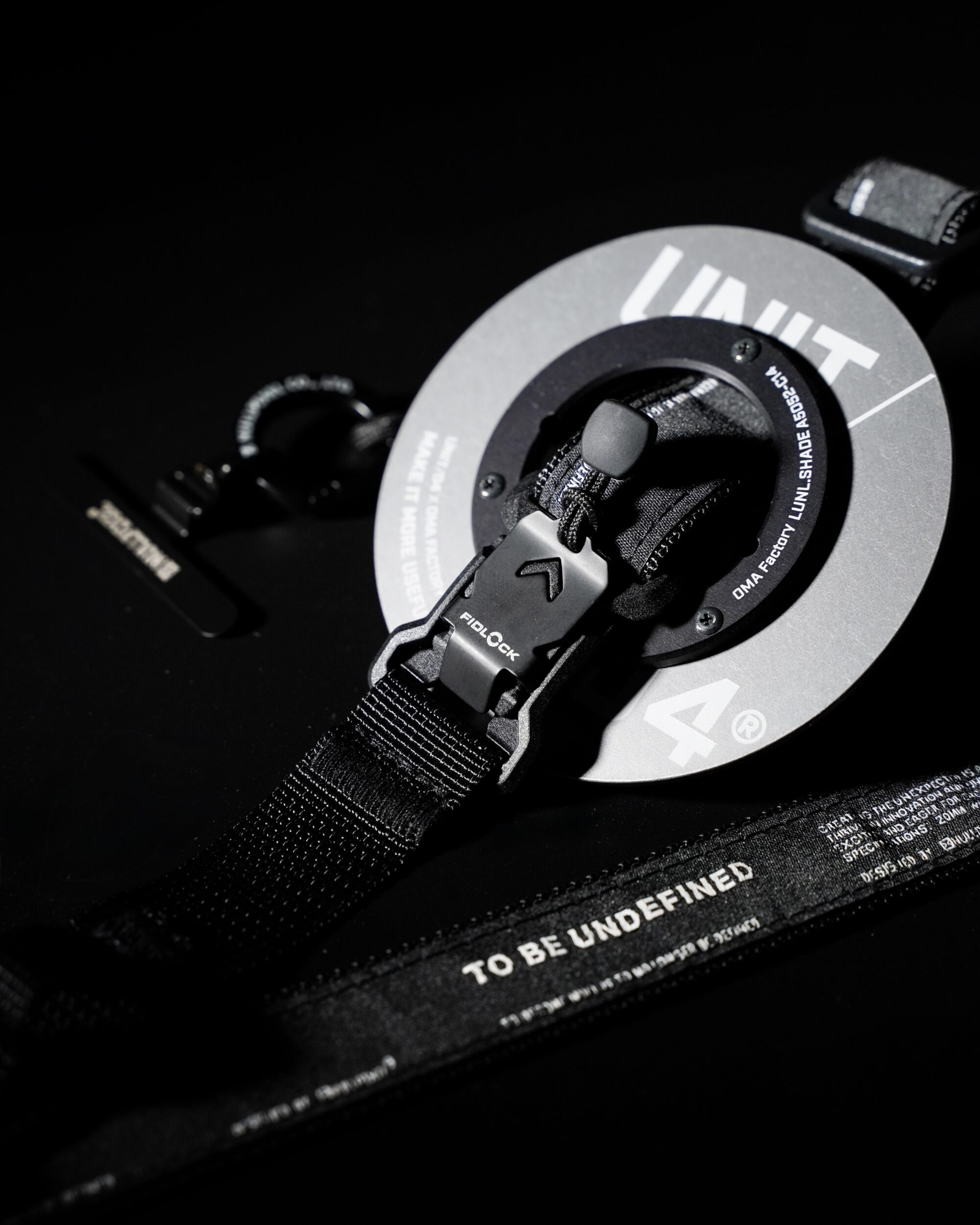 W2.0 STRAP - 2-in-1 Lanyard - NULLPIXEL