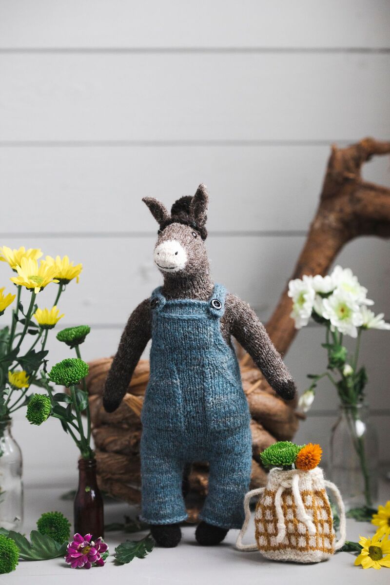 Cinthia Vallet - Mouche & Friends: Seamless Toys to Knit and Love