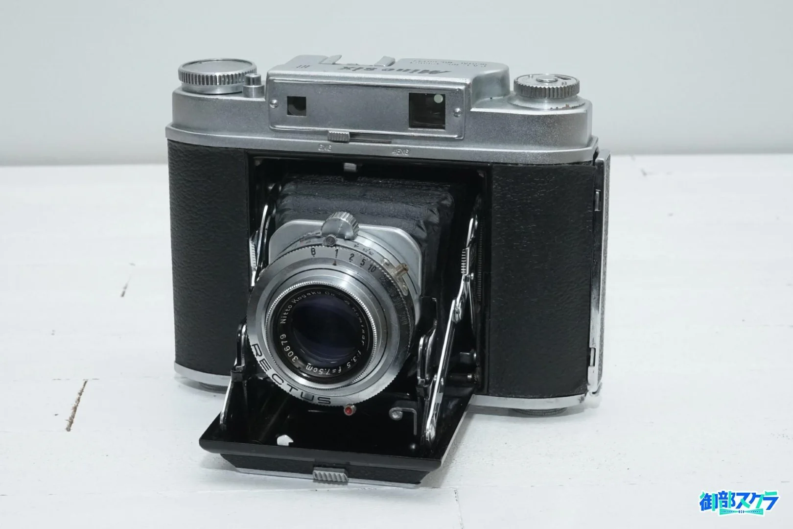 ミネシックスIIF 群馬生まれのスプリングカメラ – 御部スクラ