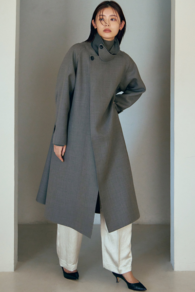 自然体でいてモード。辺見えみりさんがディレクションする新ブランド