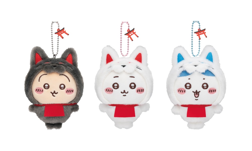 伏見稲荷なマスコット」。左からうさぎ、ちいかわ、ハチワレ。 [画像