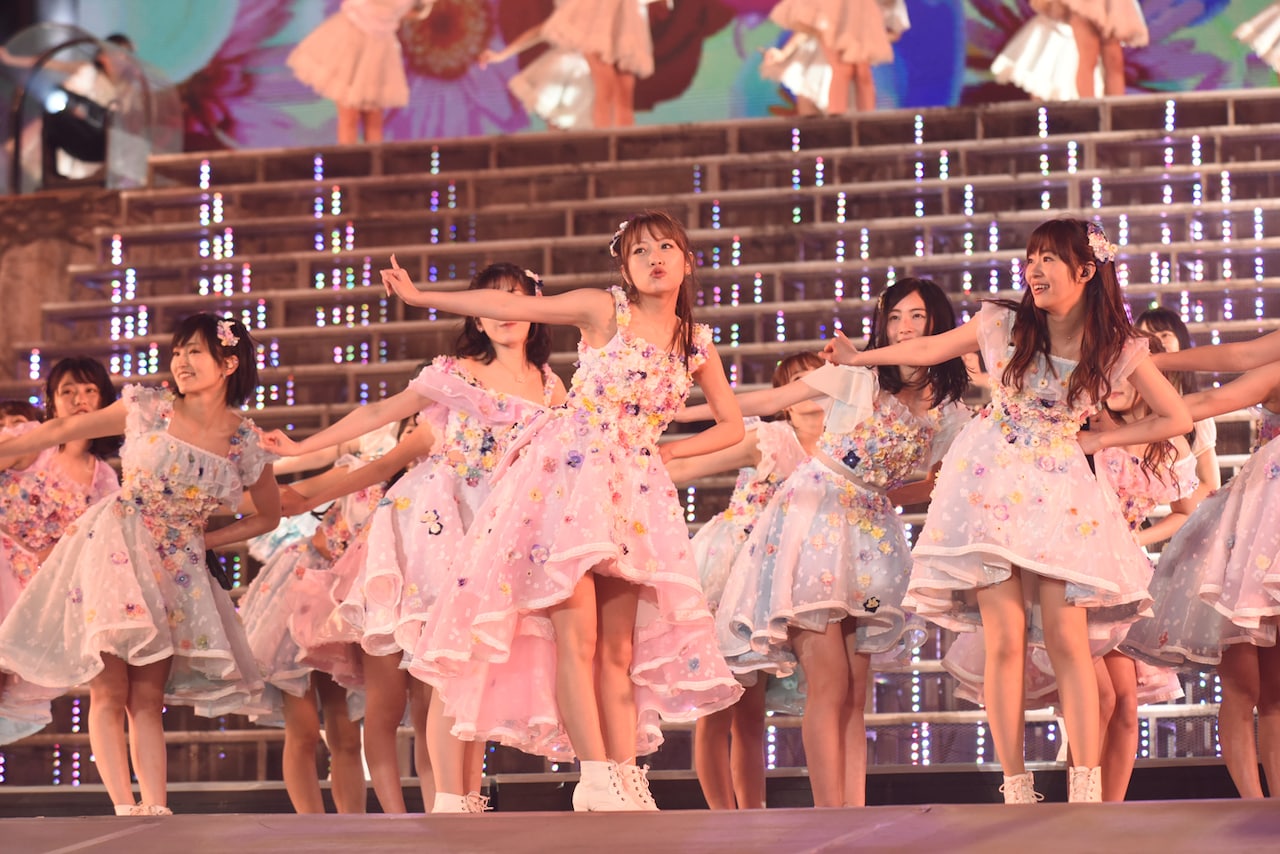 唇にBe My Baby」披露時の様子。 [画像ギャラリー 6/40] - 音楽ナタリー