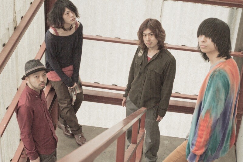 クリープハイプ、ビクター内気鋭レーベル移籍＆新作発表 - 音楽ナタリー