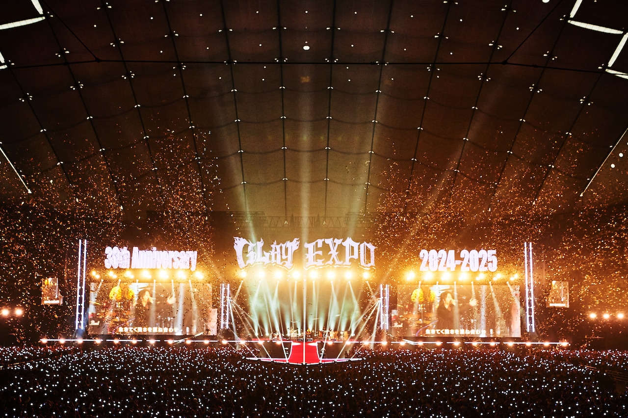GLAY's 30th anniversary live, also featuring congratulations from
