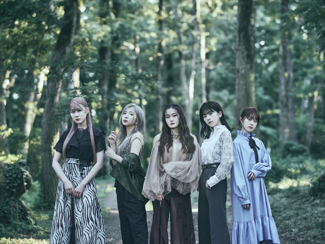 Little Glee Monster、5人で歌う喜びが詰まったミニアルバム「re-union