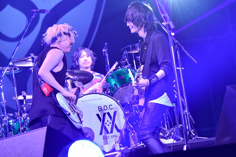 BUMP OF CHICKEN結成20周年Special Live『20』」特集 (2/2) - 音楽