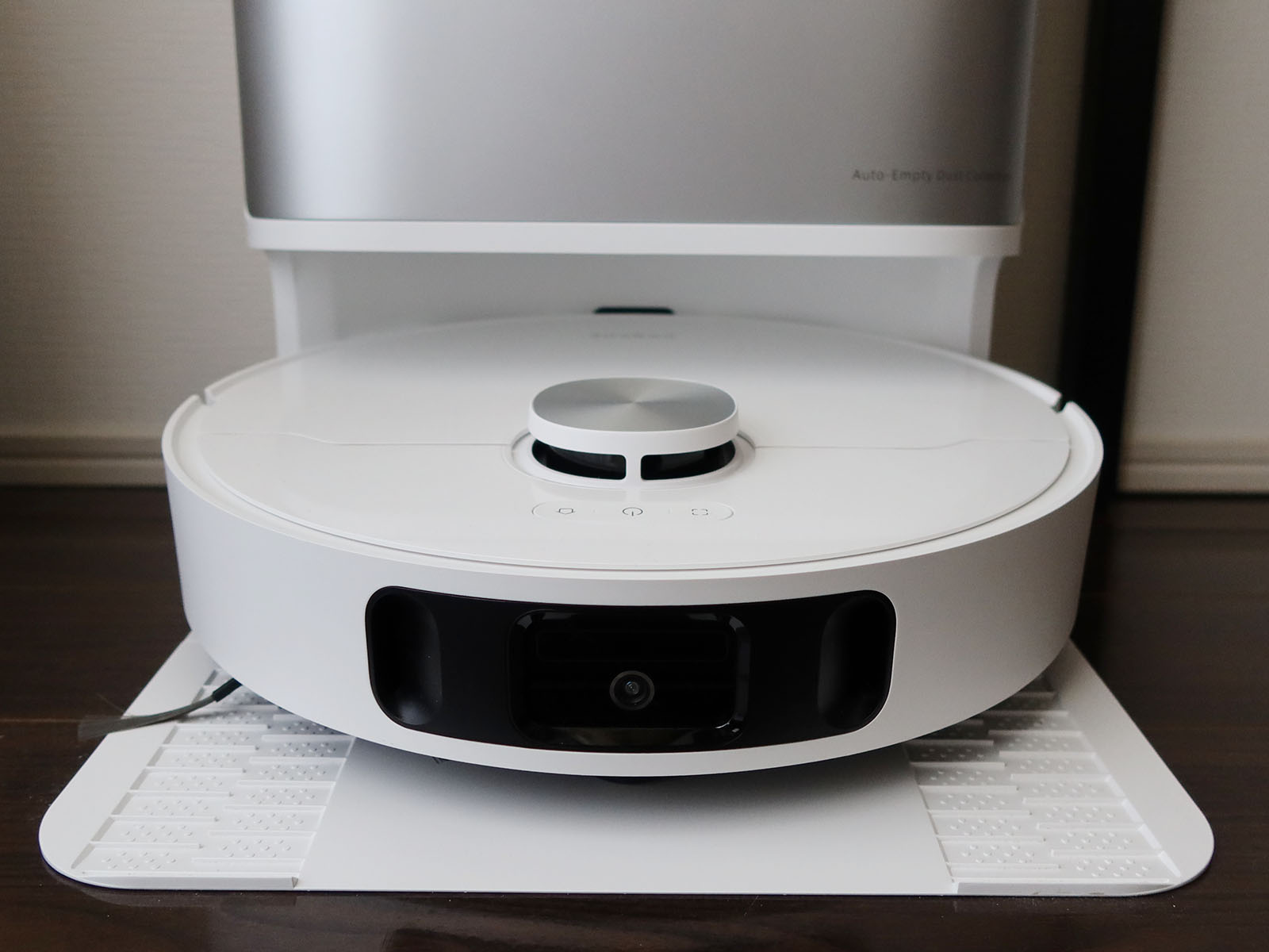 Dreame L10s Ultra Gen2 を購入！ 黒い床の新居で活躍するロボット掃除