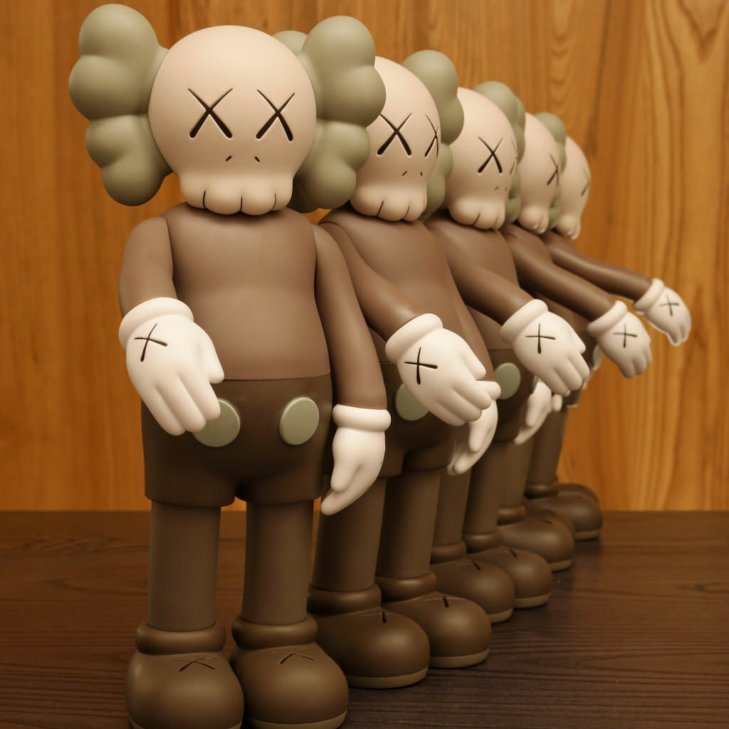 Kaws Companion Open Edition Vinyl Figure BrownKaws Companion Open