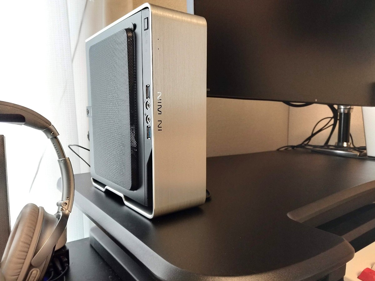 日用品] AMD Ryzen™ 5 2400GとInWin Chopinで作るミニデスクトップ