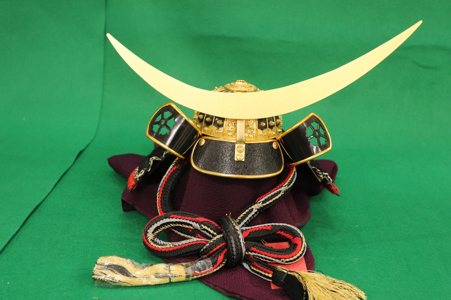 伊達政宗 兜飾り収納五月人形セット (48cm×35cm×46cm)【送料無料