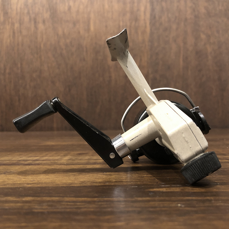 Abu Cardinal 3 Spinning Reel 800801 アブ カーディナル 3 ベージュ