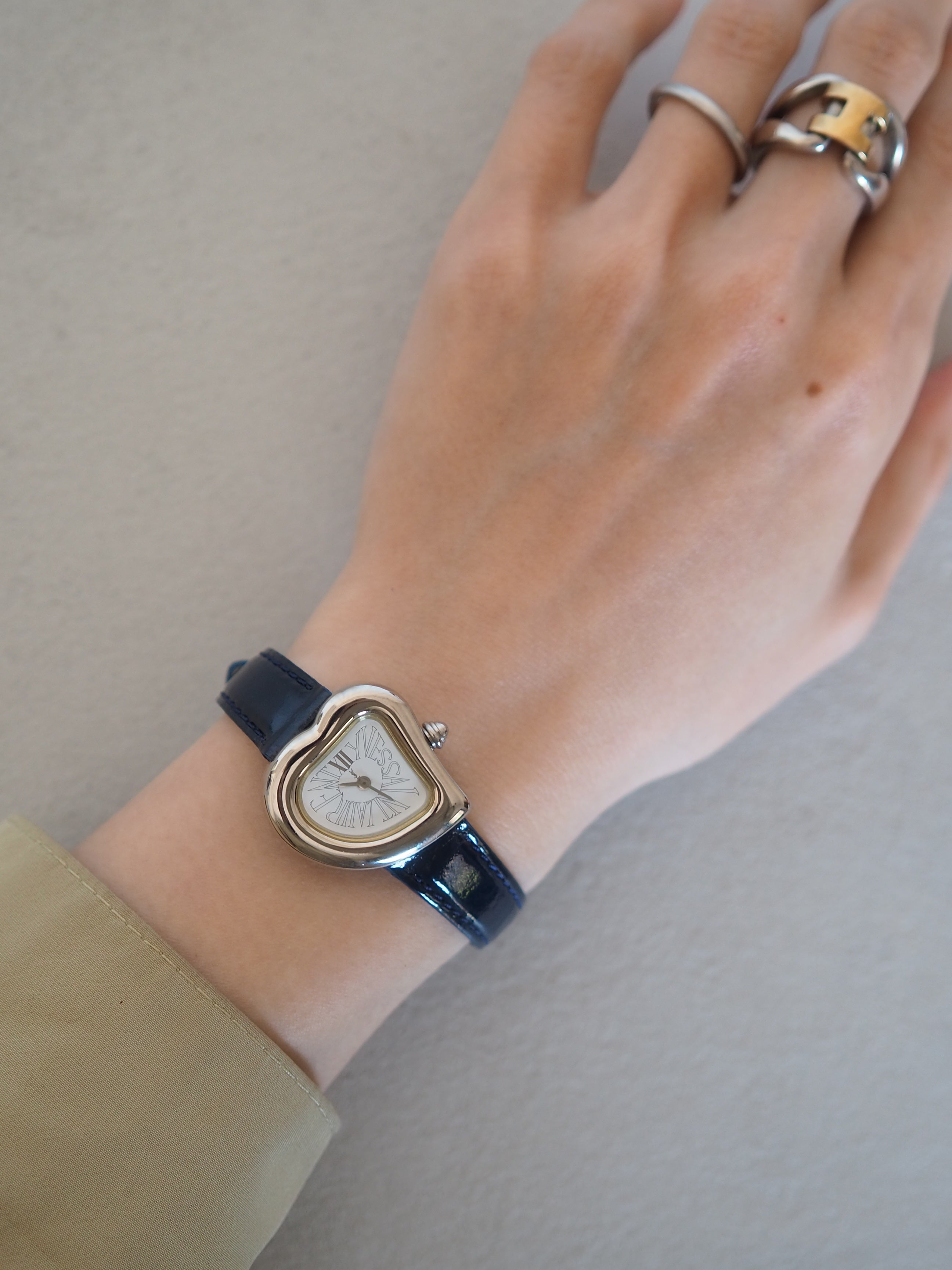 Yves Saint Laurent イヴ・サンローラン YSL ハート ウォッチ 腕時計