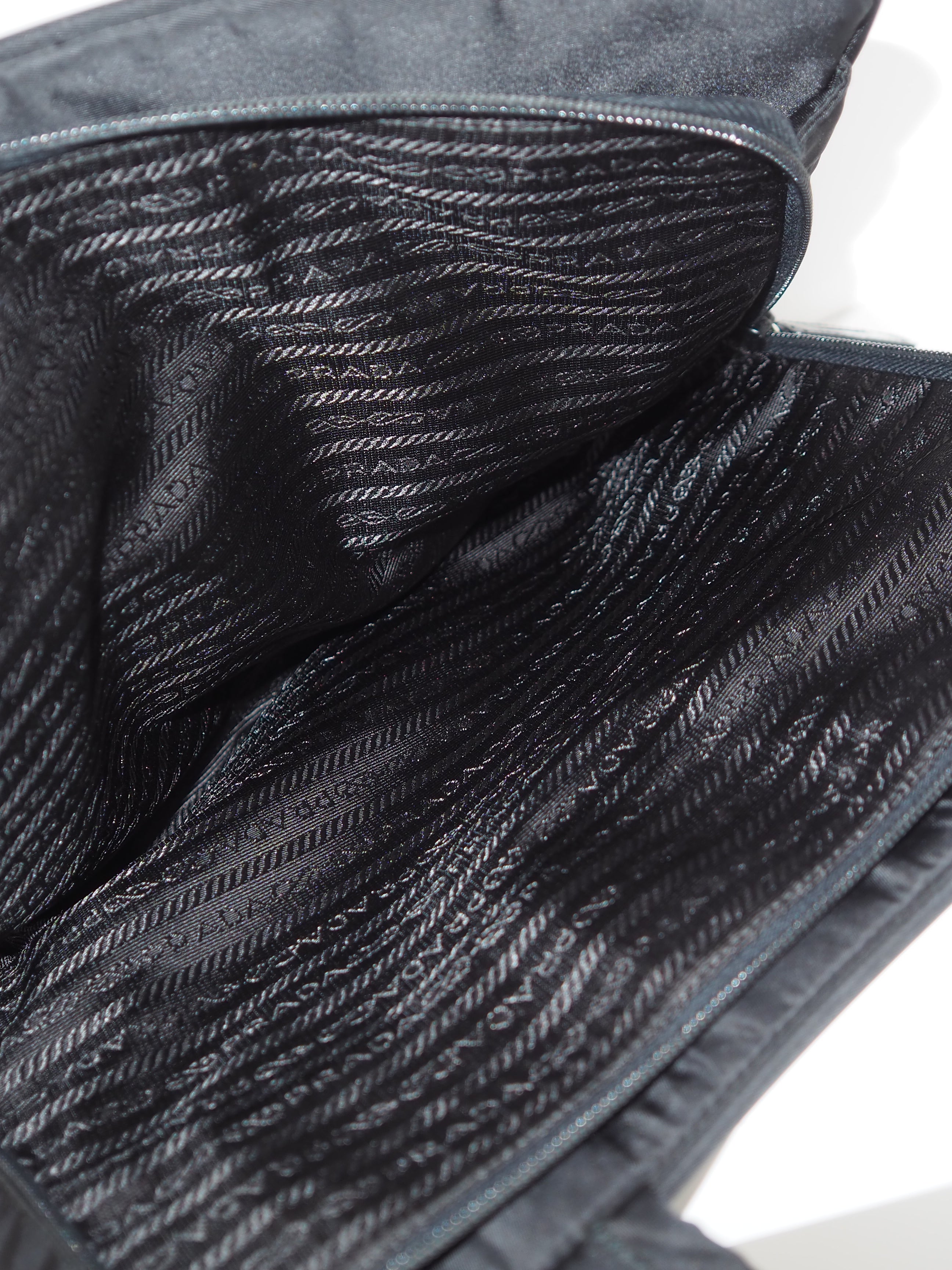 PRADA プラダ ヴィンテージ ナイロン 三角ロゴ ハンド ショルダー