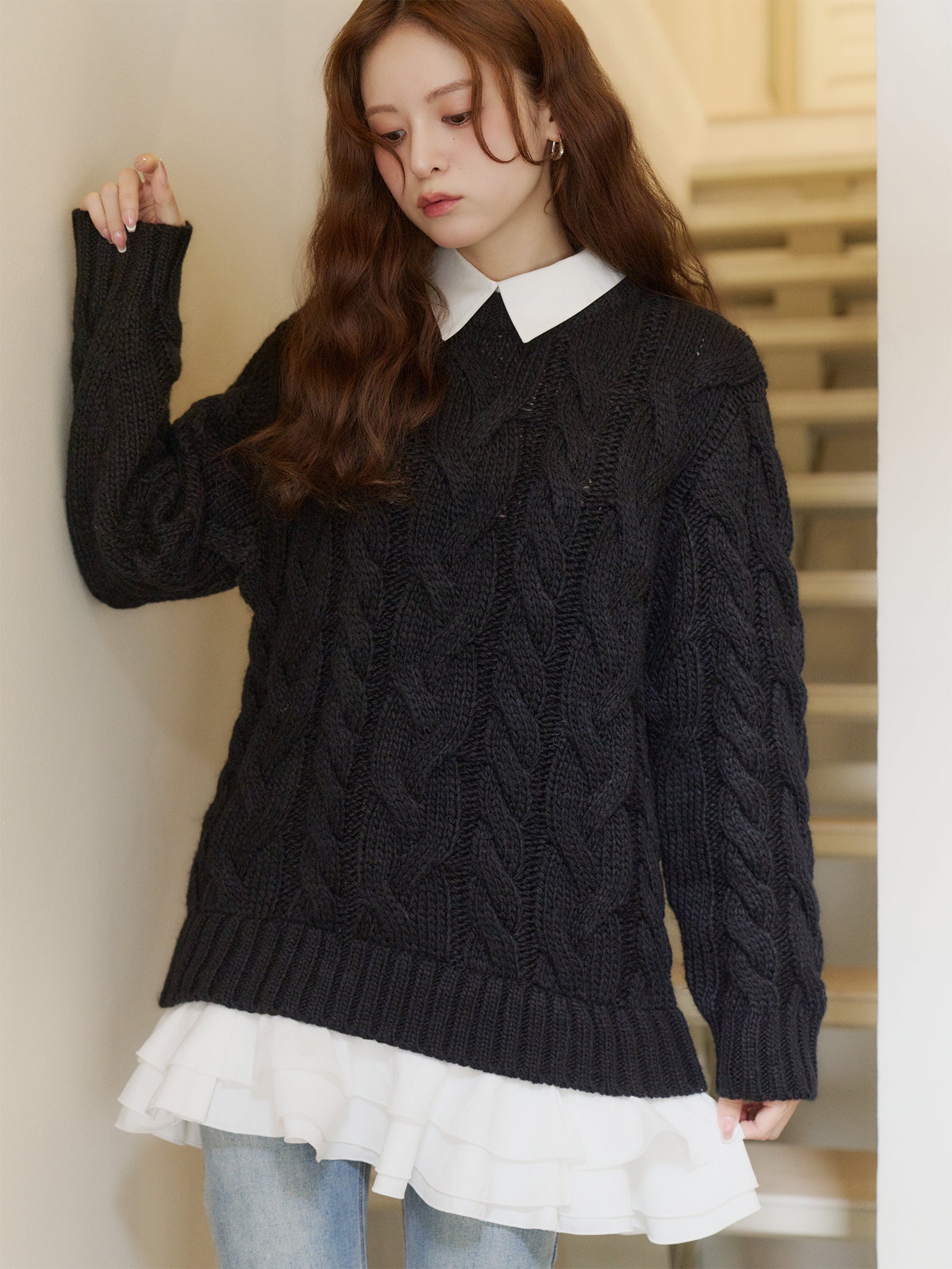 フリルレイヤードケーブルニット