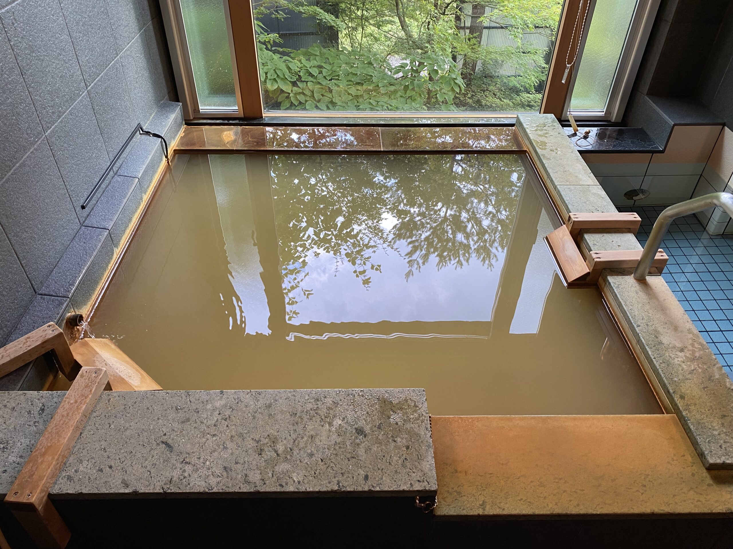 増富温泉 天然岩風呂の宿 不老閣（山梨） | 温泉手帖♨︎