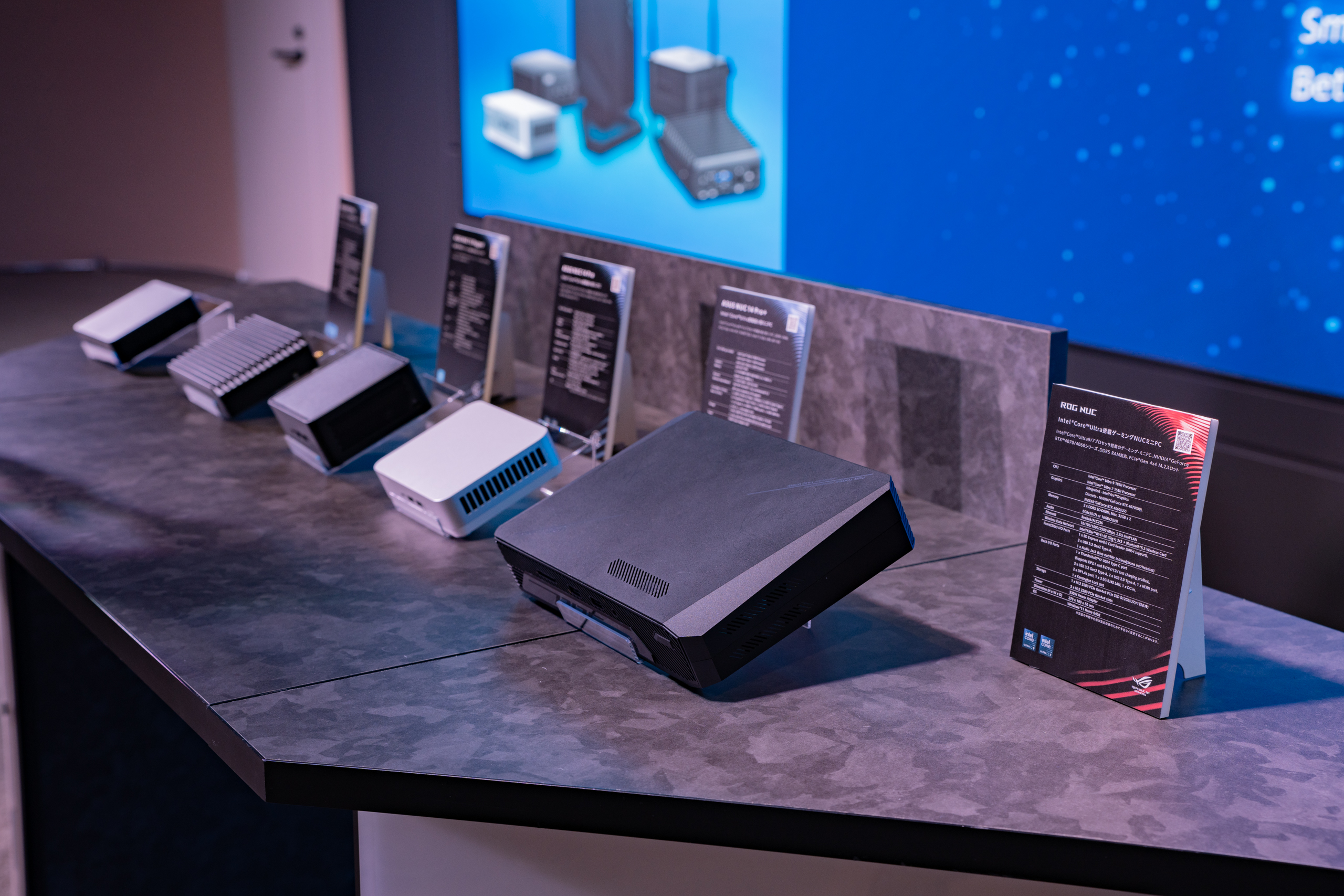 ASUSからコンパクトな筐体にハイスペックを詰め込んだ小型PC「ASUS NUC