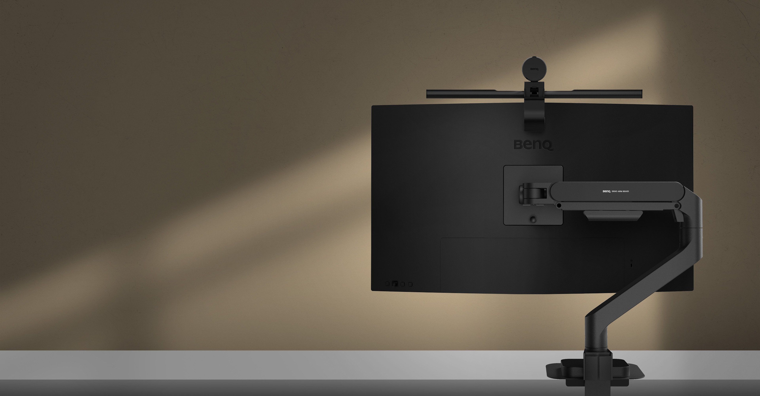 BenQ初のモニターアーム「BSH01」登場。約2～20kgの高耐荷重と特殊