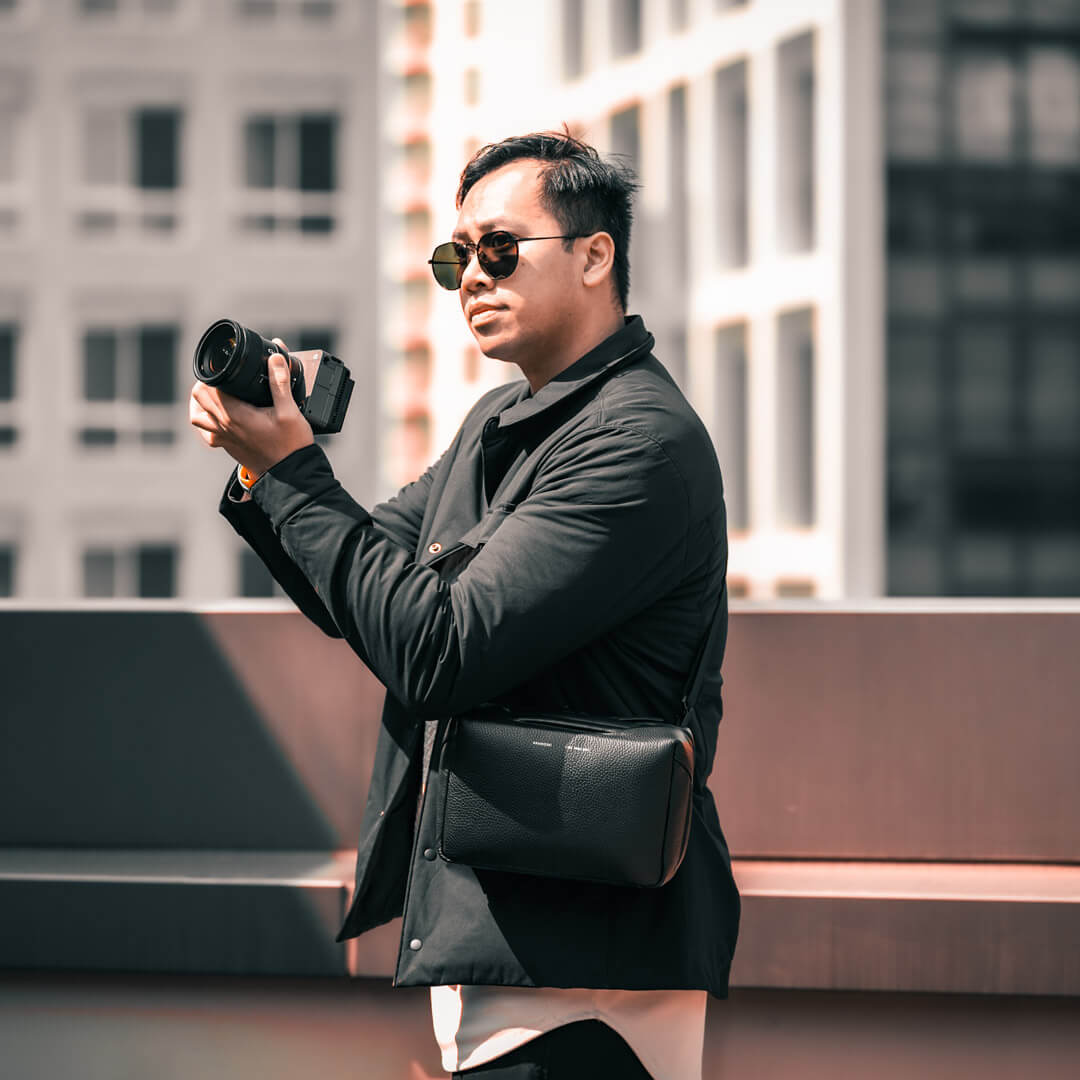 GRAMS28 133 Essential Case Max Review | One Tech Traveller