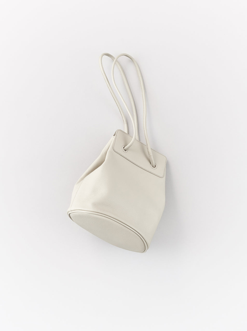 Oval lantern shoulder bag mini (Baby goat) – ARTS&SCIENCE ONLINE