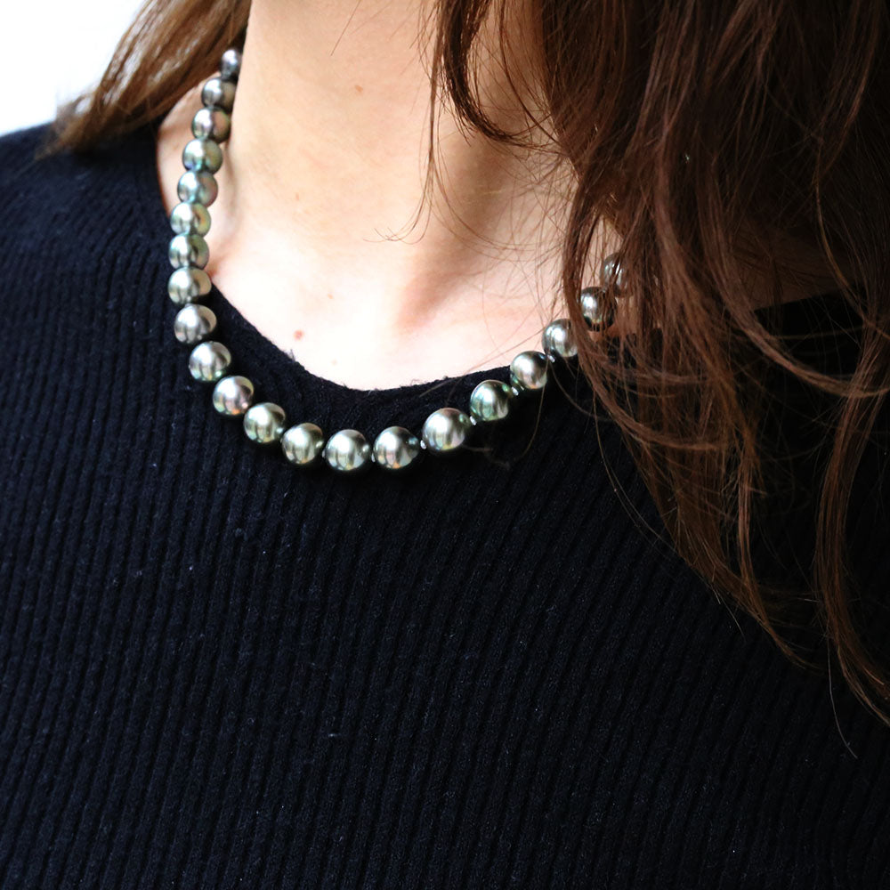 タヒチアン パール （黒蝶真珠）ネックレス オーロラピーコック 33058