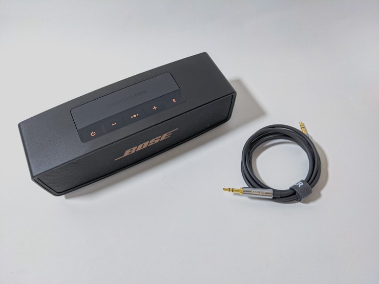 BOSEのポータブルスピーカー「SoundLink Mini Ⅱ」でデスクがカフェに