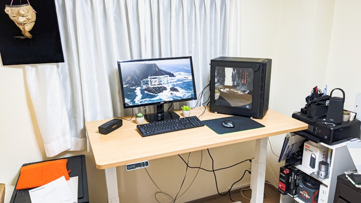 FlexiSpot EJ2レビュー。高さ調節ワンタッチで高さを変えられる電動