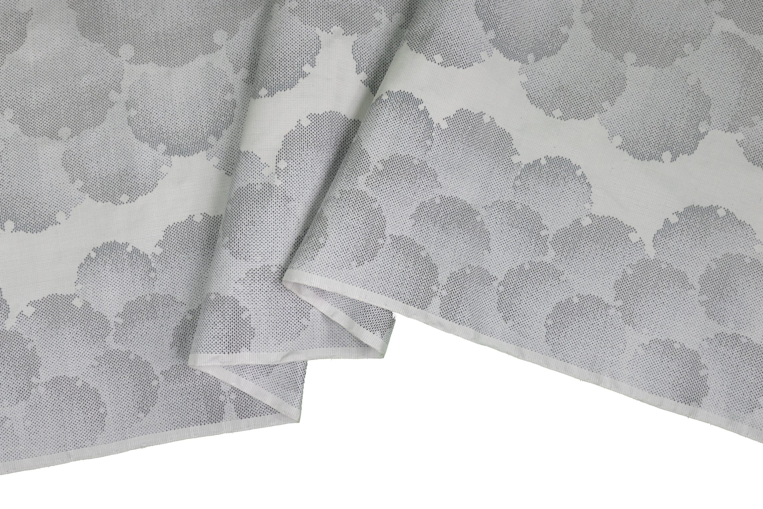 雪輪の木陰 ／ 白大島紬 ｜大島紬オンライン展示会