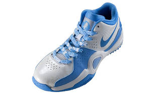 NIKE｜NIKE×井上雄彦「NIKE AIR ZOOM BRAVE IV IT」 ギャラリー - Web