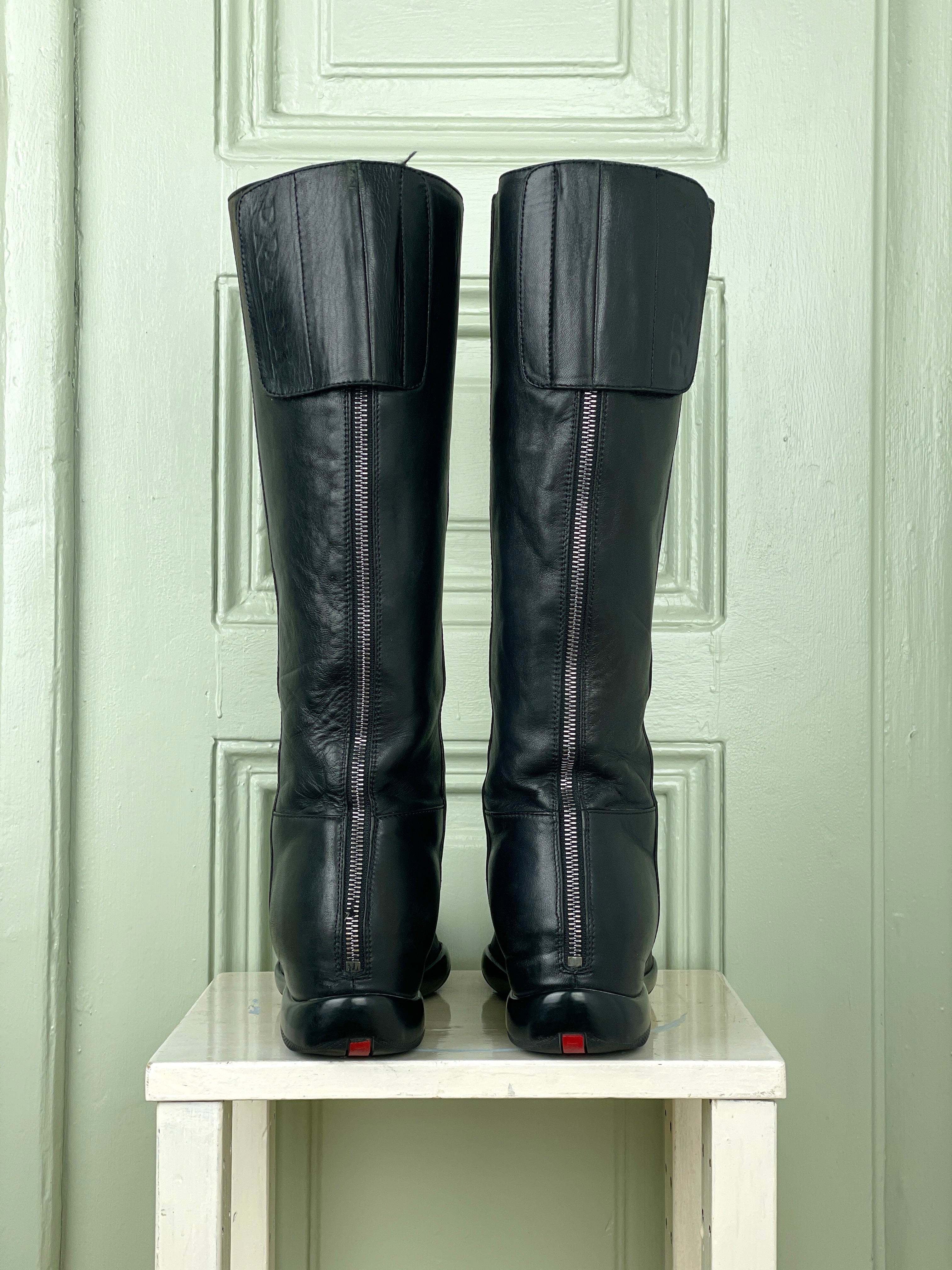 Prada AW99 Linea Rossa Sport Knee Boots – opening act.