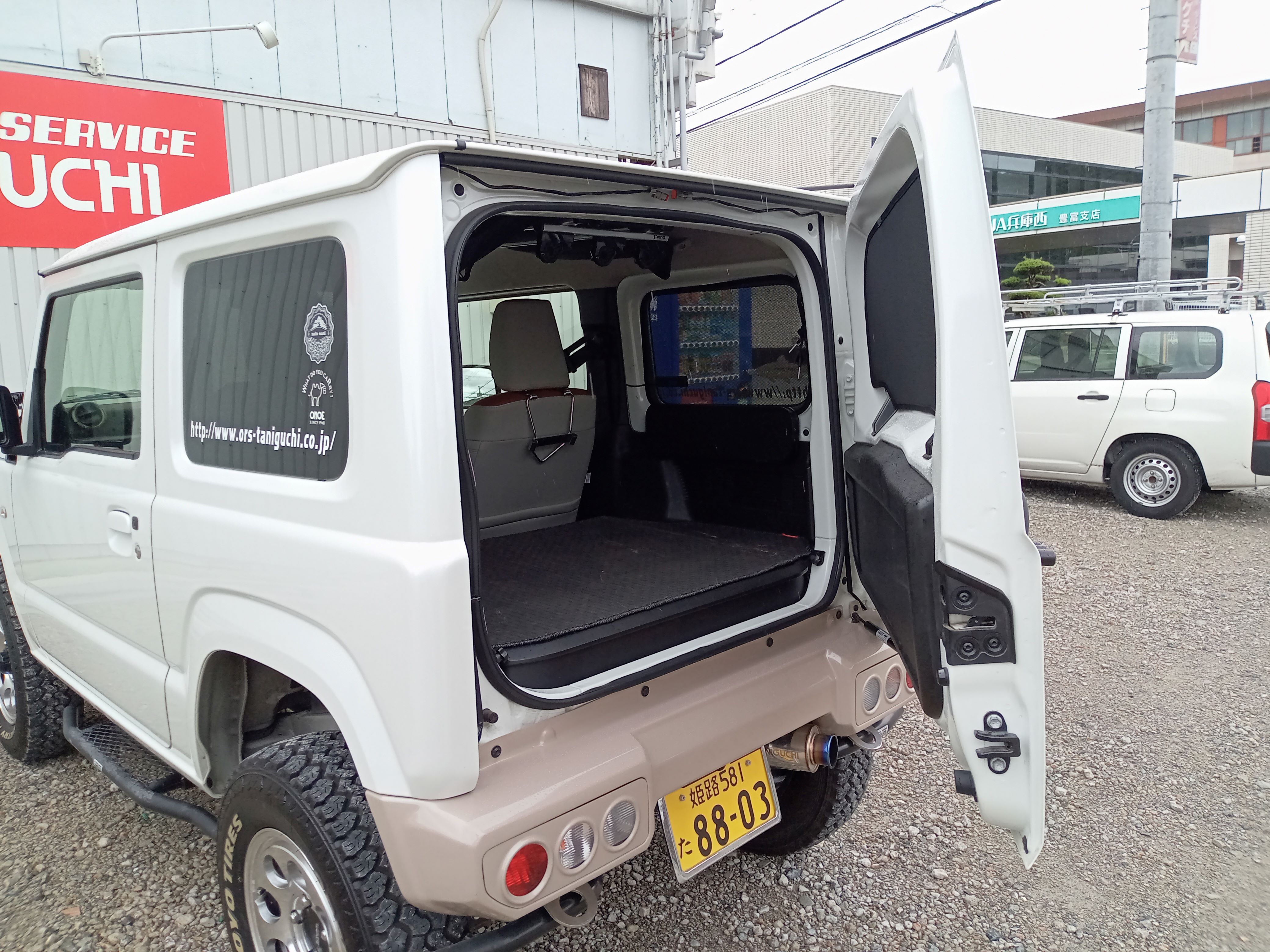 新製品JB64・74用フリクションドアオープナー7月上旬発売！ | ジムニー