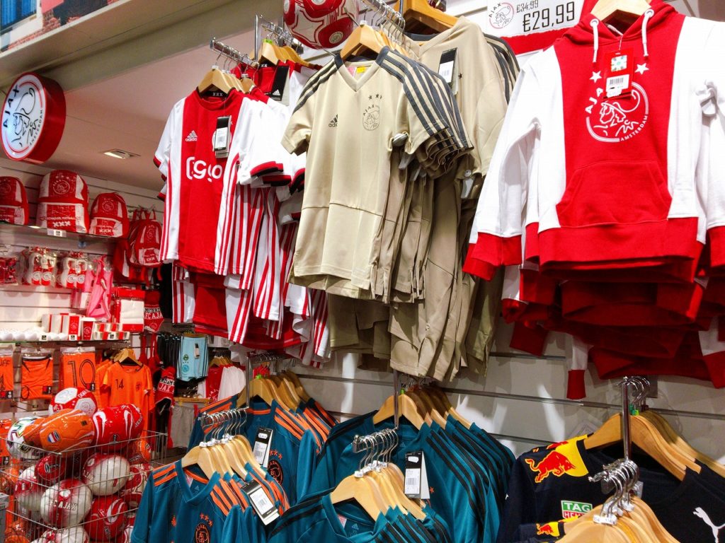 アヤックスのグッズお土産ショップ│オランダjp