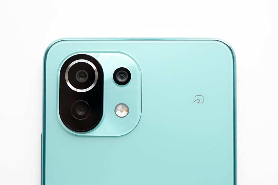 Mi 11 Lite 5G 購入！開封＆ファーストインプレッション：軽くて薄い