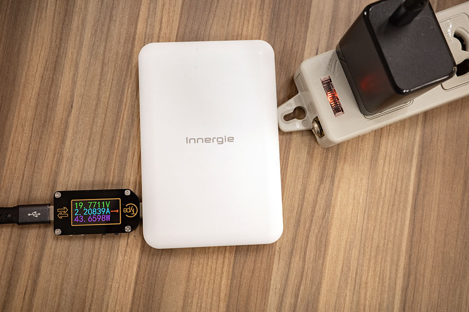 Innergie Qi2 45W」レビュー：Qi2と45W入出力に対応した10,200mAhの