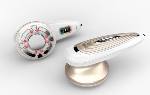 話題の家庭用美容マシンをリポート！ ② ドクターキャビエット