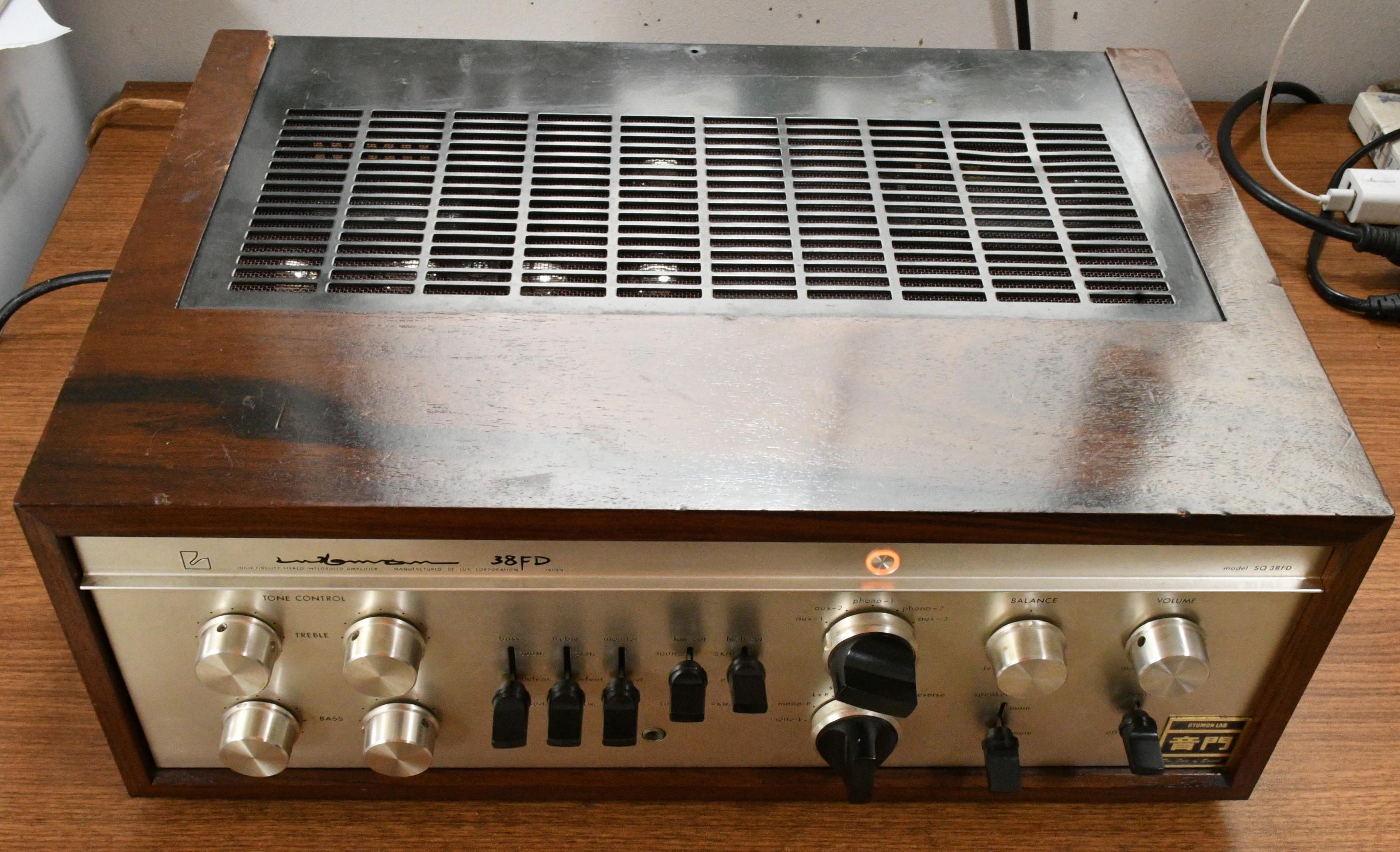 OTOMON LAB / Luxman SQ-38FD integrated tube amplifier with phono
