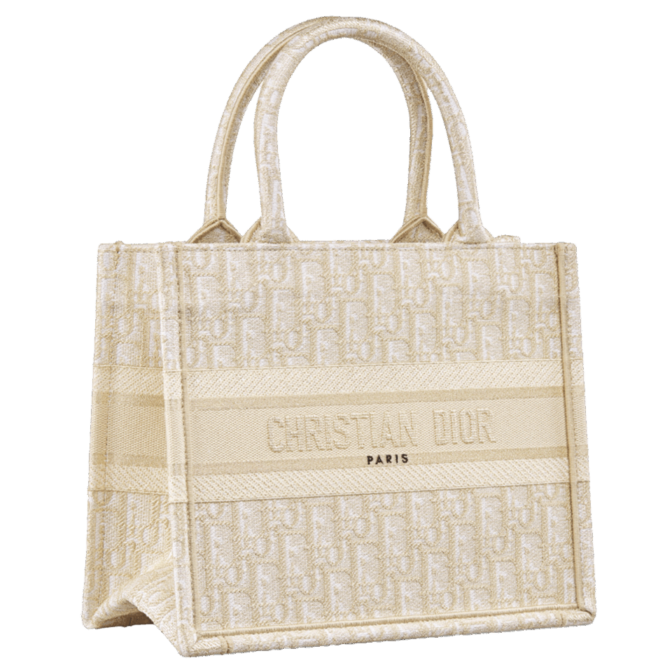 ホリデーシーズン到来。ゴールドの光をまとう【ディオール】限定