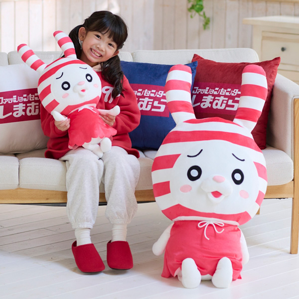 存在感抜群の「しまむら」ロゴアイテムも！オンラインストアオープン1